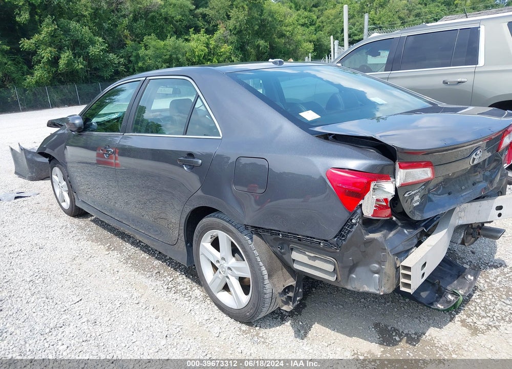 2012 TOYOTA CAMRY SE VIN: 4T1BF1FK7CU056239
