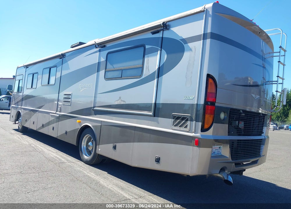 2005 FREIGHTLINER CHASSIS X LINE MOTOR HOME VIN: 4UZAAHDCX5CU55606