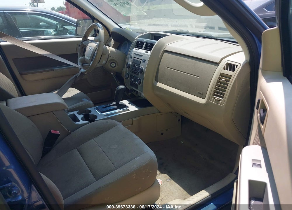 2010 FORD ESCAPE XLT VIN: 1FMCU0DG1AKA87238