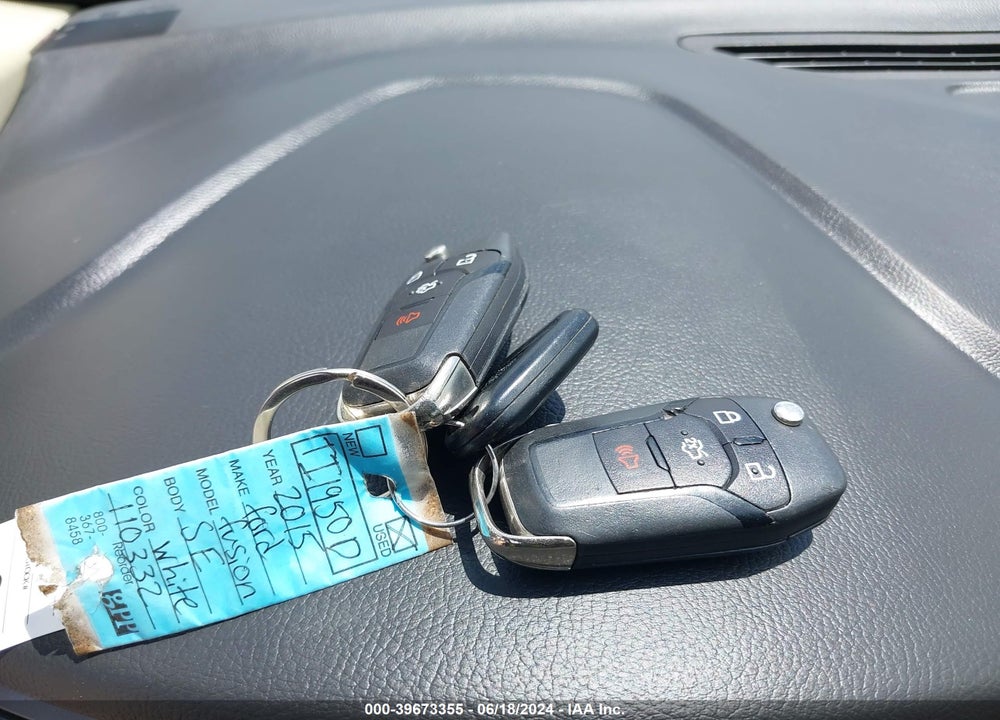 2015 FORD FUSION SE VIN: 1FA6P0HD5F5110332
