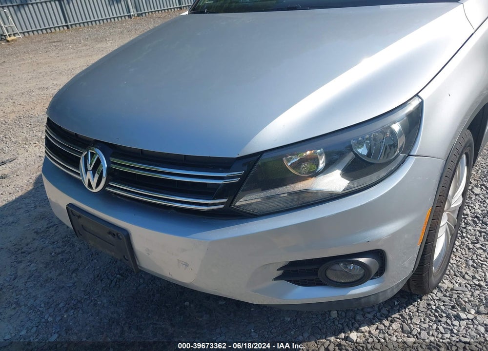 2014 VOLKSWAGEN TIGUAN SEL VIN: WVGBV3AX5EW547630