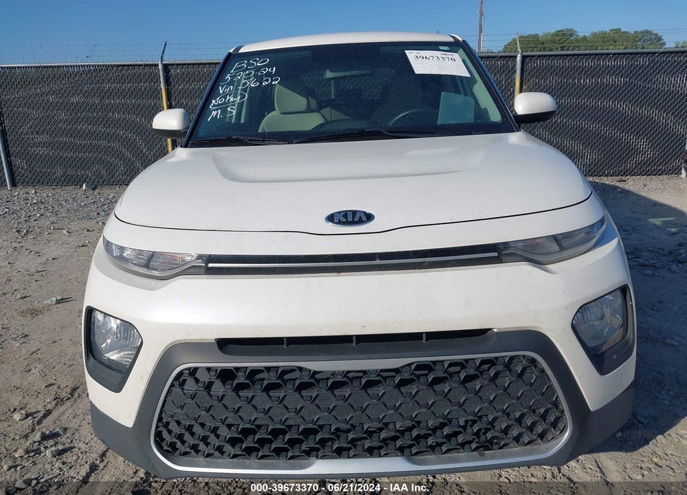 2020 KIA SOUL LX VIN: KNDJ23AU2L7035622