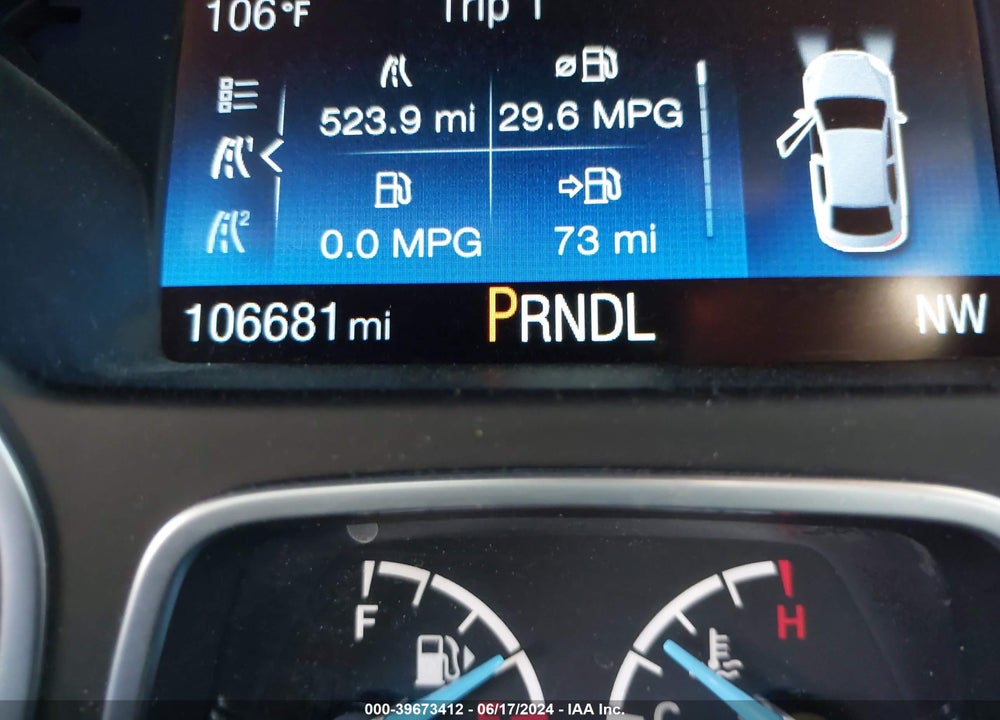 2018 FORD FOCUS SE VIN: 1FADP3K24JL230773