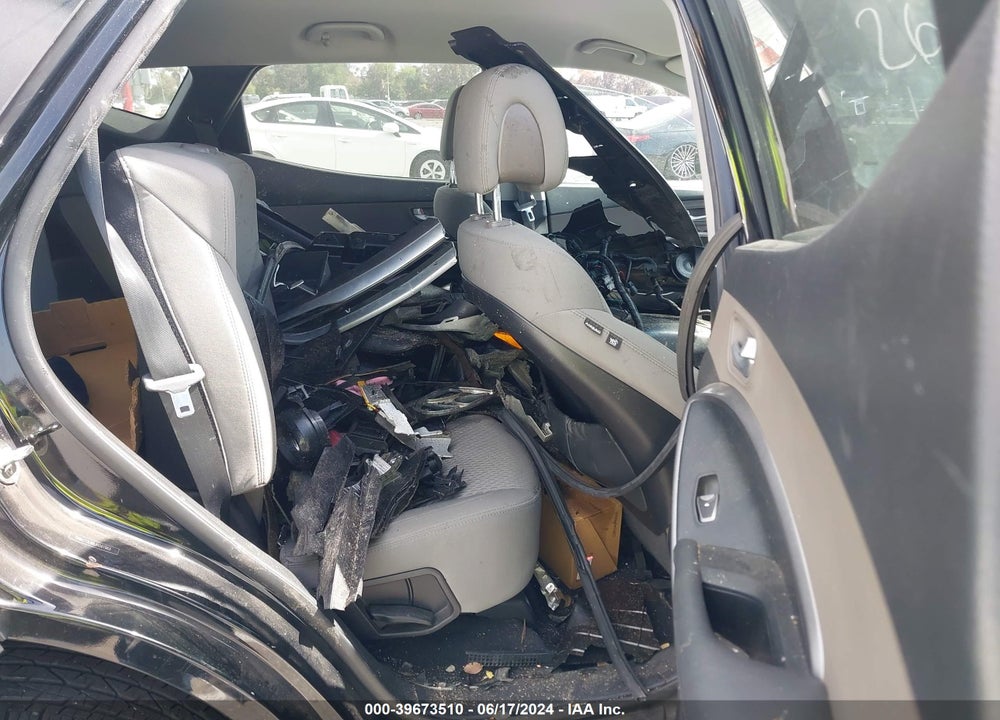 2018 HYUNDAI SANTA FE SPORT 2.4L VIN: 5NMZT3LB8JH081960