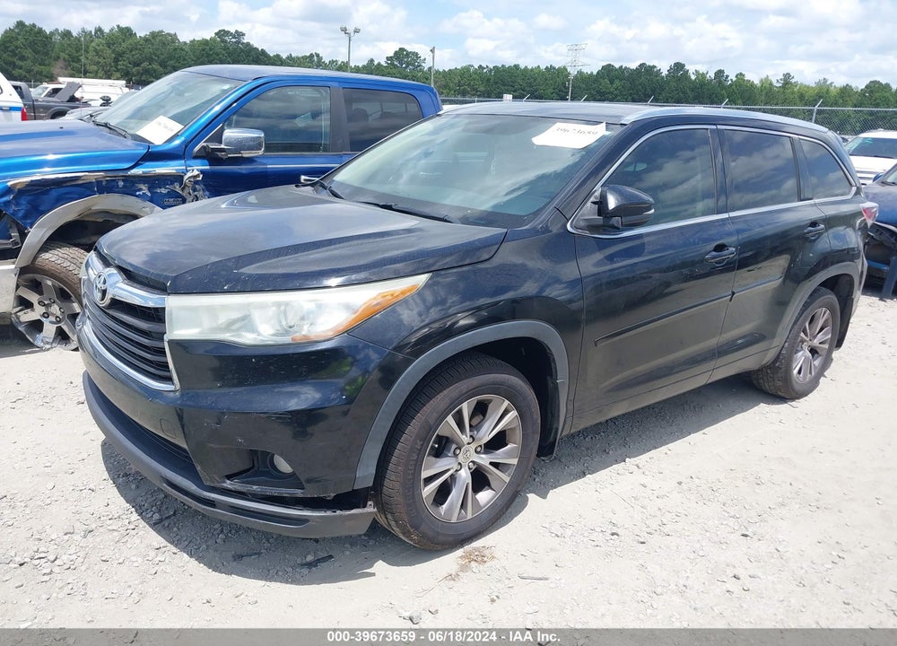 2015 TOYOTA HIGHLANDER XLE V6 VIN: 5TDJKRFH6FS221348