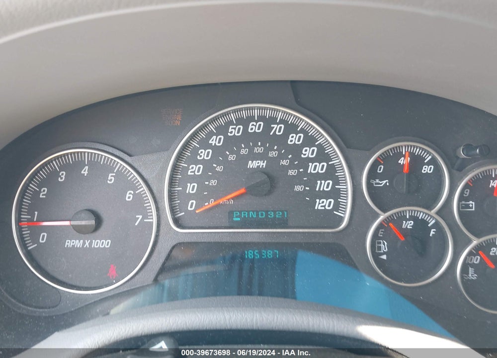 2005 CHEVROLET TRAILBLAZER LS VIN: 1GNDT13S252155146