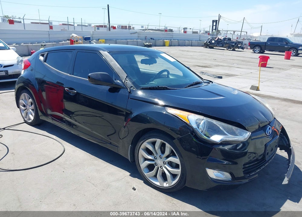 2013 HYUNDAI VELOSTER BASE W/GRAY VIN: KMHTC6AD7DU166423