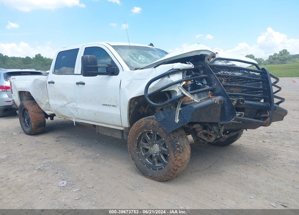 2015 CHEVROLET SILVERADO 2500HD WT VIN: 1GC1KUE88FF120798
