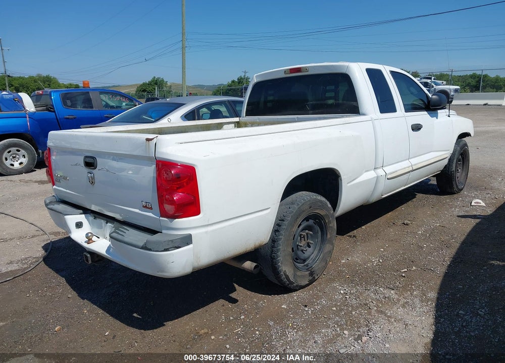 2005 DODGE DAKOTA SLT VIN: 1D7HW42N85S102343