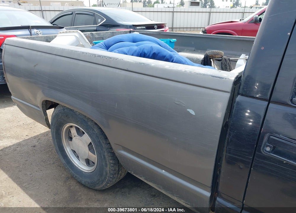 1996 GMC SIERRA C1500 VIN: 1GTEC14MXTZ533439