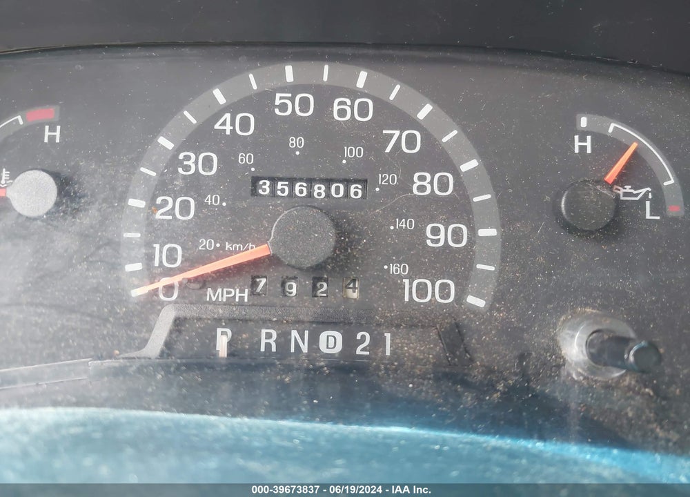 2002 FORD E-350 SUPER DUTY COMMERCIAL/RECREATIONAL VIN: 1FTSE34L22HA14440