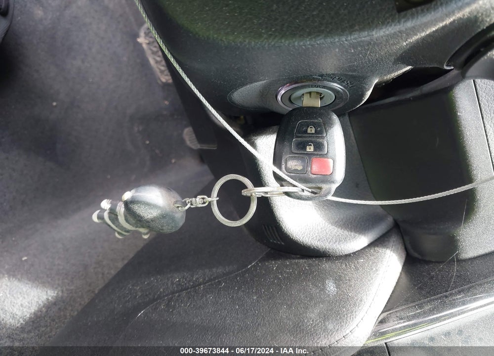 2012 TOYOTA CAMRY SE VIN: 4T1BF1FK6CU132825