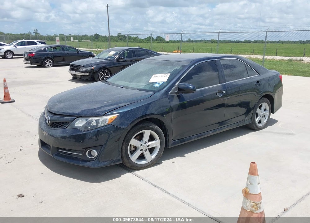 2012 TOYOTA CAMRY SE VIN: 4T1BF1FK6CU132825