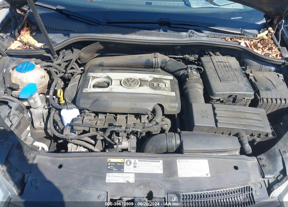 2014 VOLKSWAGEN GTI VIN: WVWGD7AJ0EW007344
