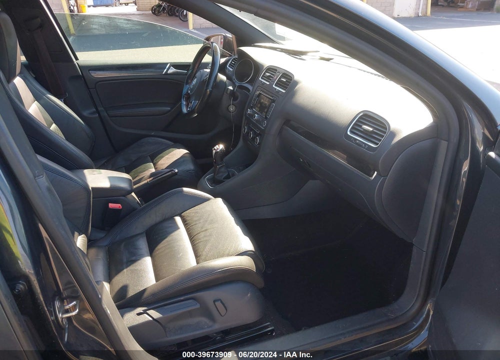 2014 VOLKSWAGEN GTI VIN: WVWGD7AJ0EW007344