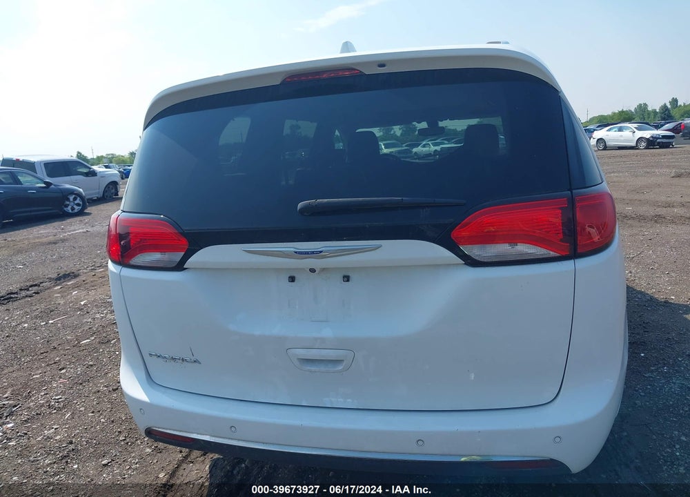 2018 CHRYSLER PACIFICA TOURING L PLUS VIN: 2C4RC1EG1JR353753