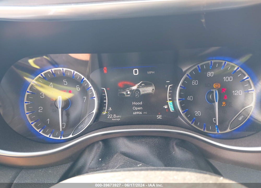 2018 CHRYSLER PACIFICA TOURING L PLUS VIN: 2C4RC1EG1JR353753