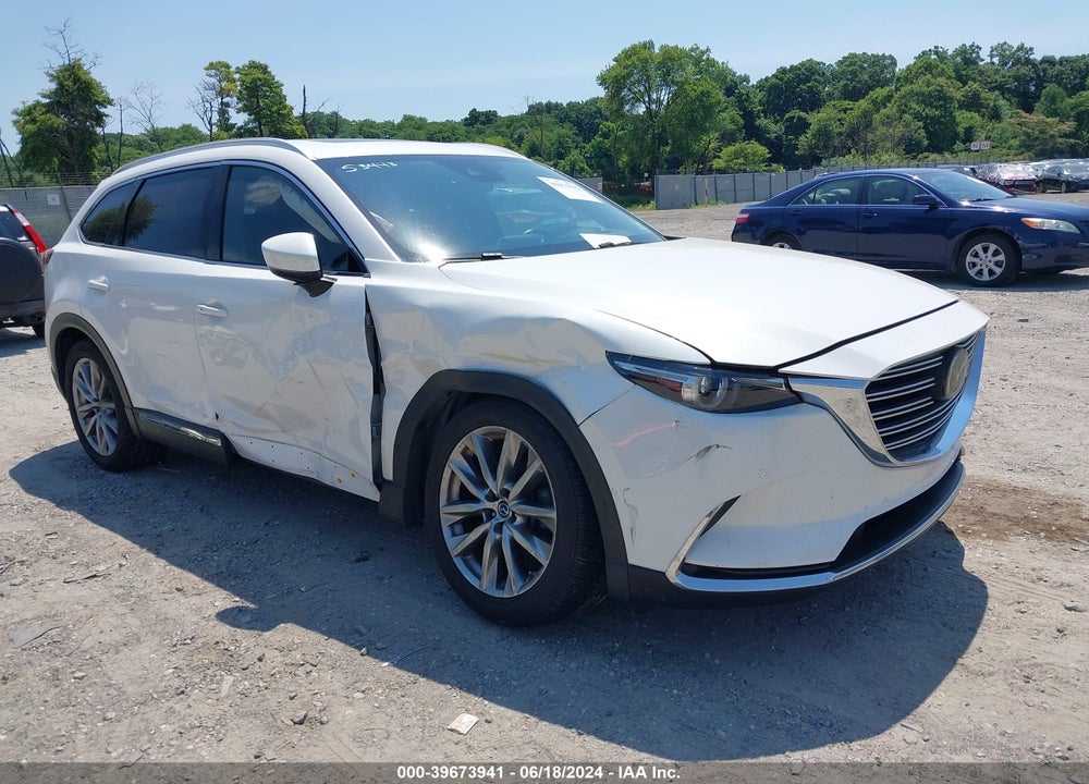 2018 MAZDA CX-9 GRAND TOURING VIN: JM3TCBDY2J0207840