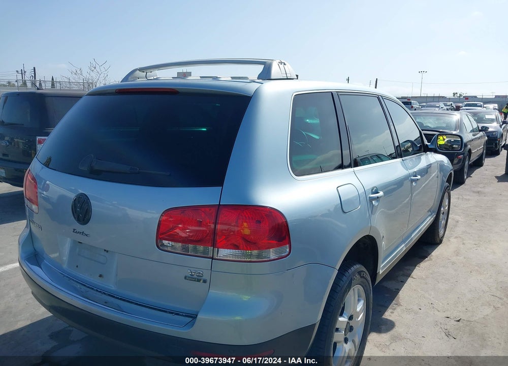 2004 VOLKSWAGEN TOUAREG V8 VIN: WVGCM77LX4D073896