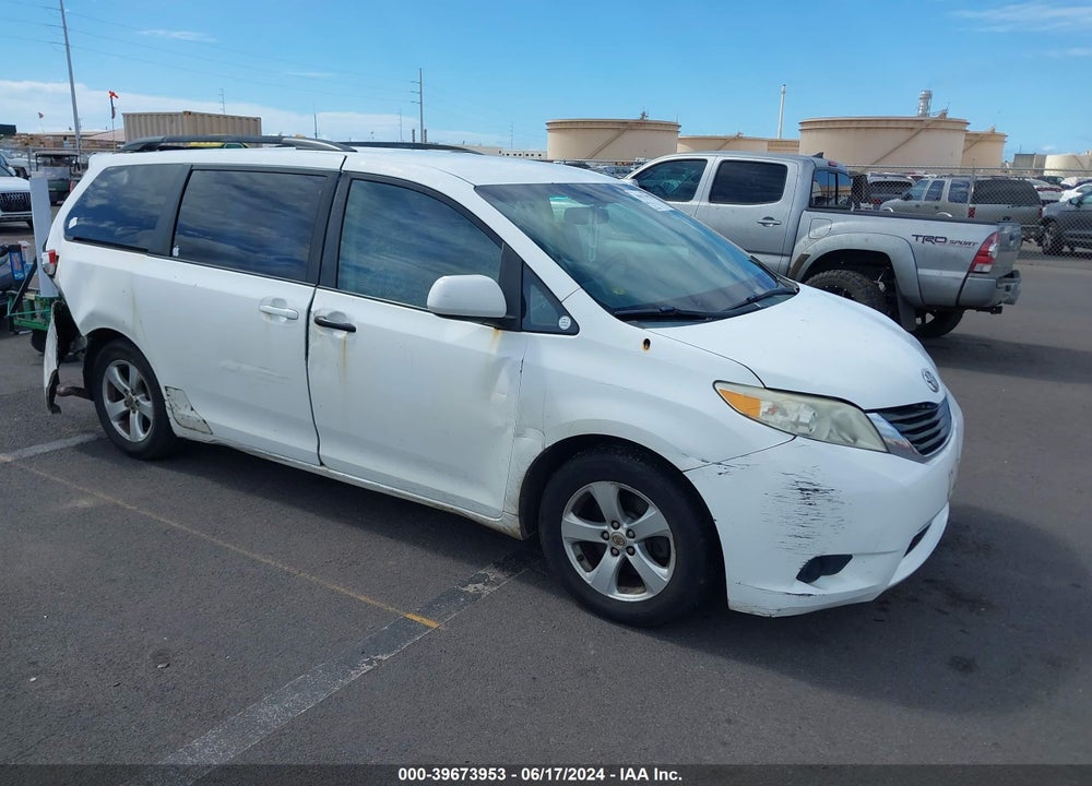 2011 TOYOTA SIENNA LE V6/LE V6 AUTO ACCESS SEAT VIN: 5TDKK3DC2BS171115