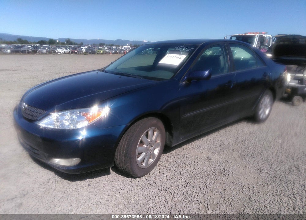 2004 TOYOTA CAMRY XLE V6 VIN: JTDBF30K240153883
