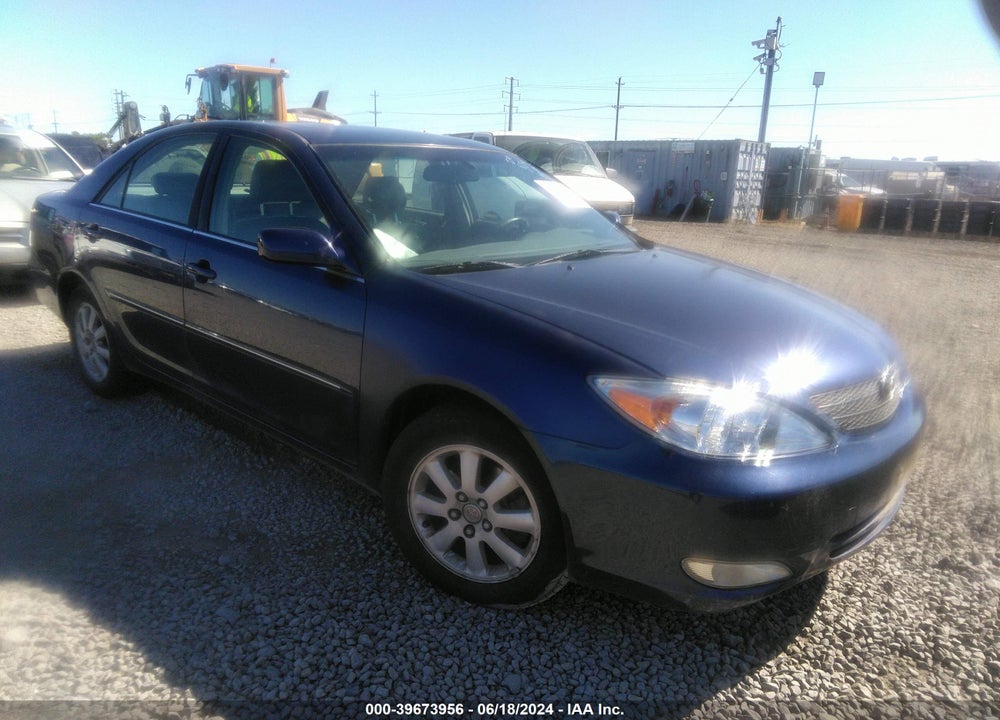 2004 TOYOTA CAMRY XLE V6 VIN: JTDBF30K240153883