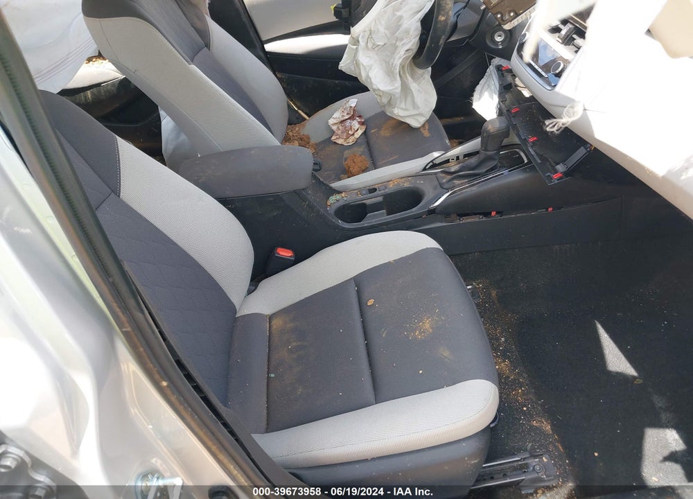 2024 TOYOTA COROLLA LE VIN: 5YFB4MDE4RP150657