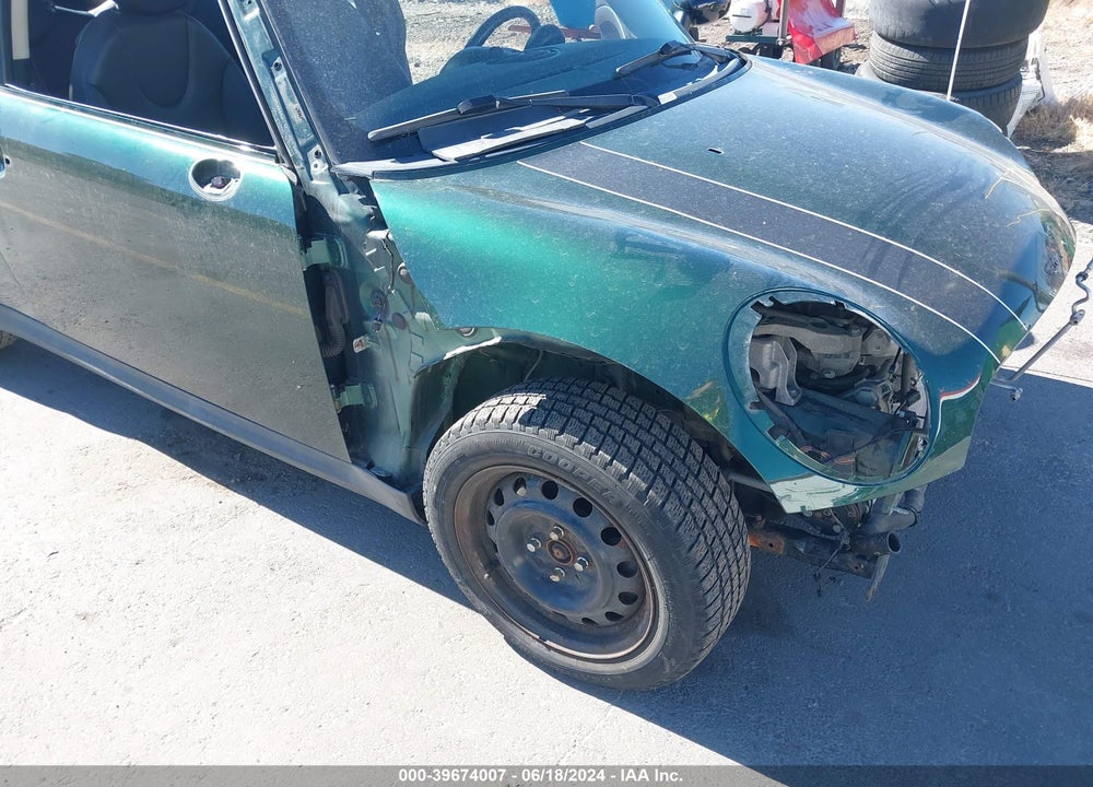 2012 MINI COOPER VIN: WMWSU3C5XCT259391