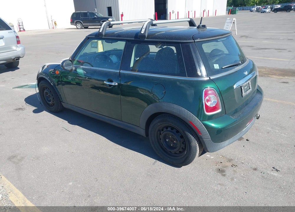 2012 MINI COOPER VIN: WMWSU3C5XCT259391