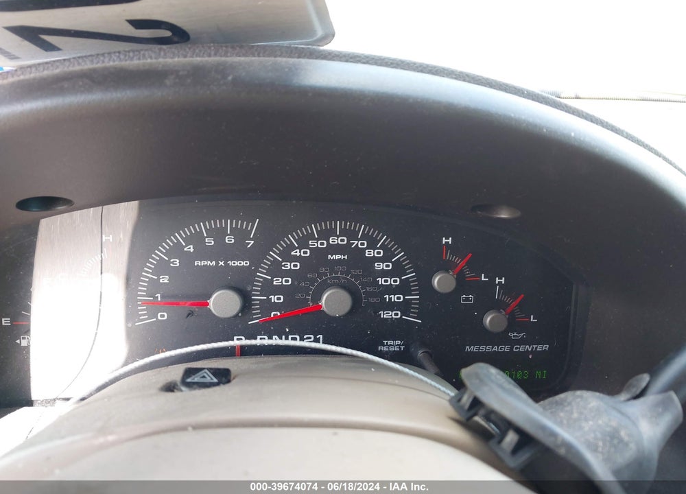 2004 FORD EXPEDITION EDDIE BAUER VIN: 1FMRU17W44LB25000