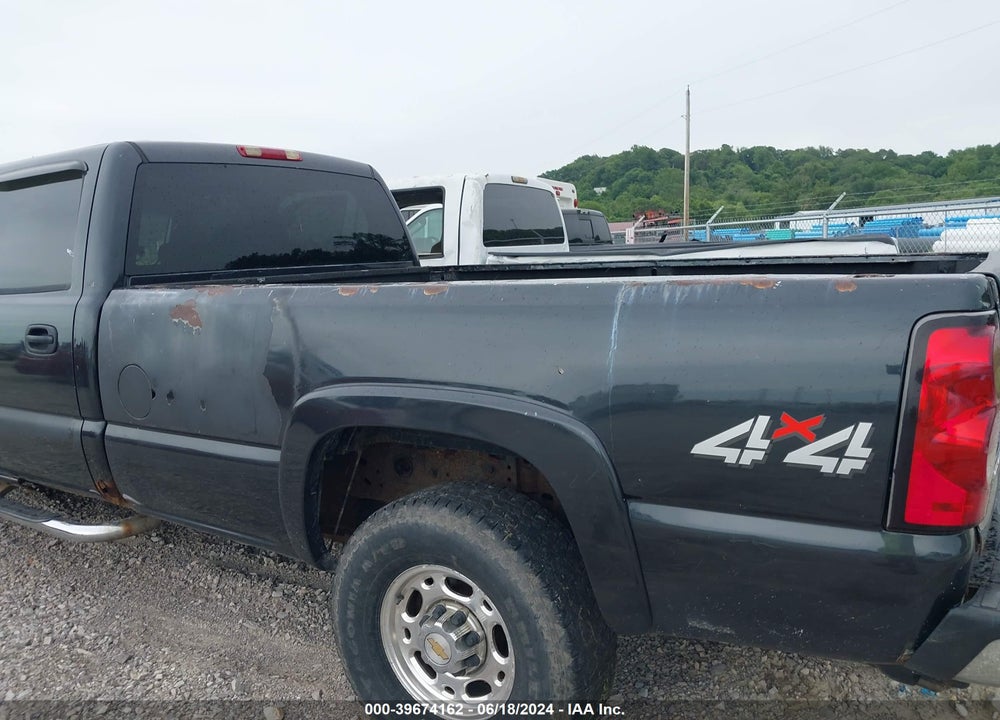2004 CHEVROLET SILVERADO 2500HD LS VIN: 1GCHK23154F168586
