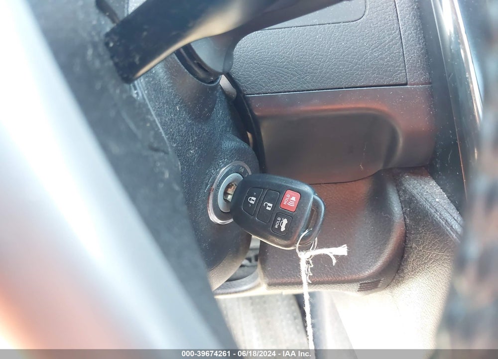 2013 TOYOTA CAMRY SE VIN: 4T1BF1FK1DU216052