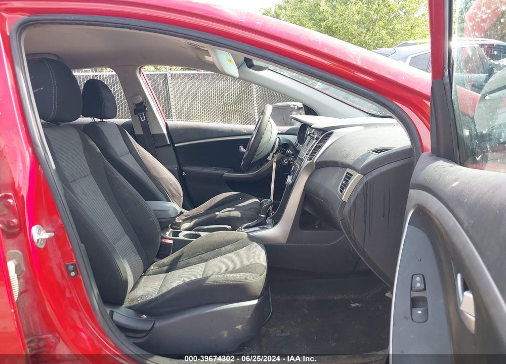 2013 HYUNDAI ELANTRA GT VIN: KMHD35LE8DU086343