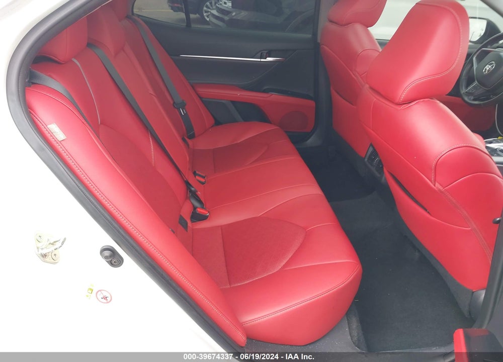 2018 TOYOTA CAMRY XSE VIN: 4T1B61HKXJU155437