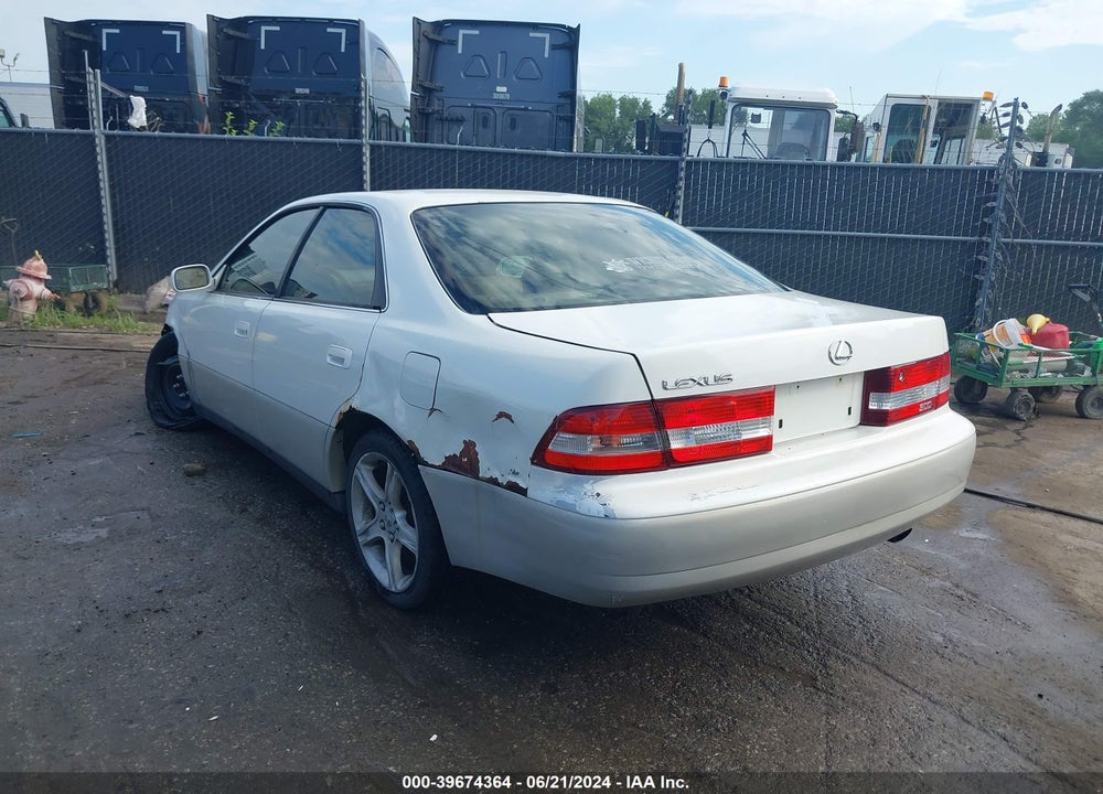 2001 LEXUS ES 300 VIN: JT8BF28G910340350