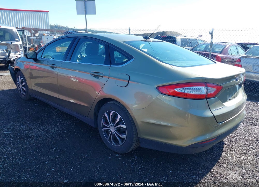 2013 FORD FUSION S VIN: 3FA6P0G71DR142345