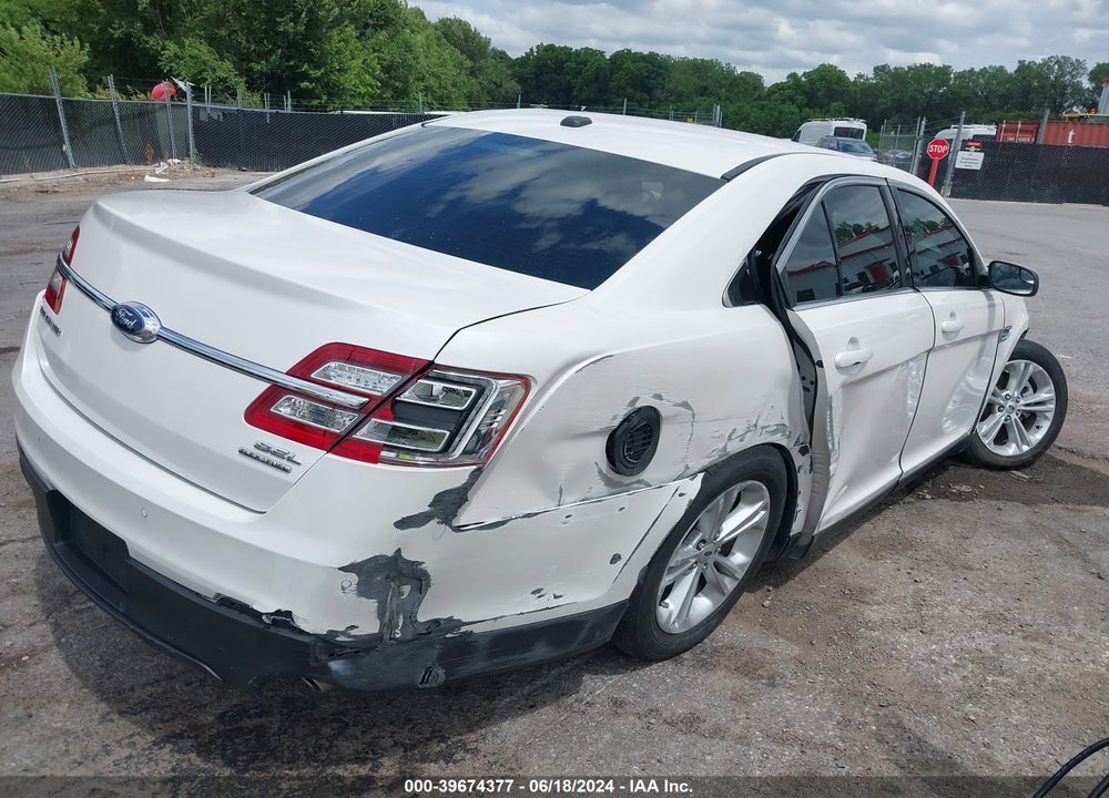 2018 FORD TAURUS SEL VIN: 1FAHP2E84JG134808