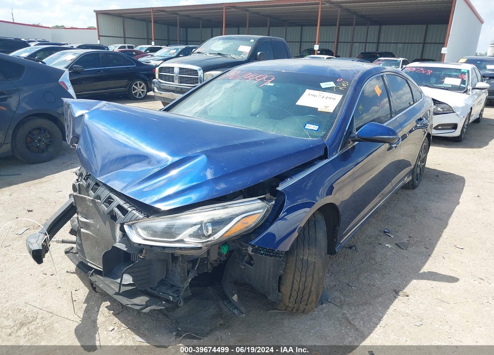 2018 HYUNDAI SONATA SPORT 2.0T VIN: 5NPE34AB3JH642589