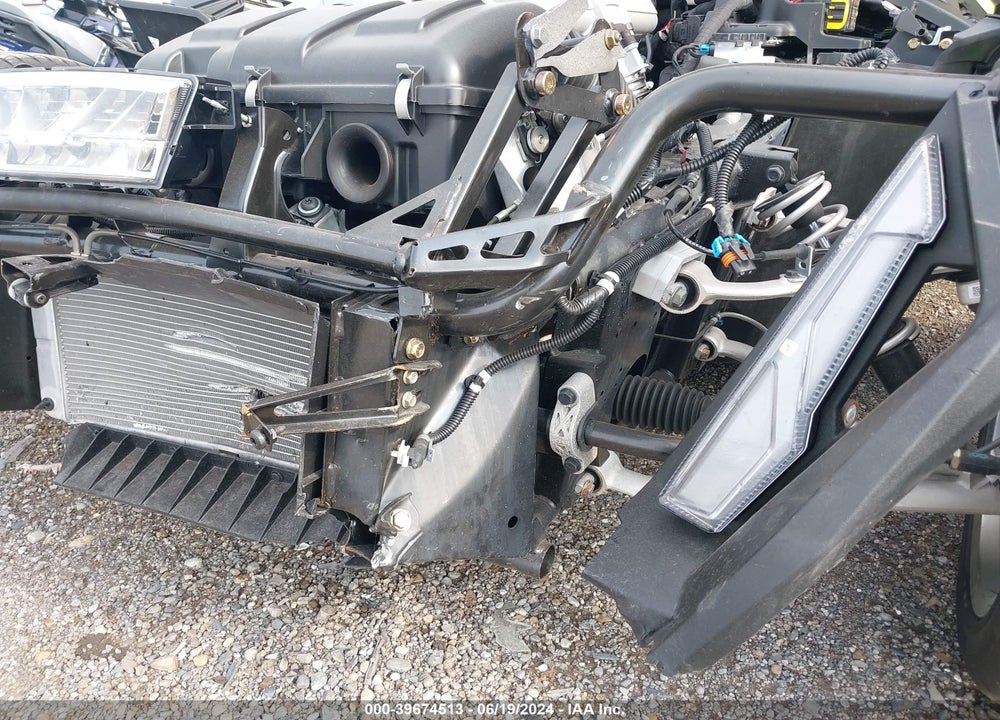 2023 POLARIS SLINGSHOT SL VIN: 57XAAPGD3P8157768