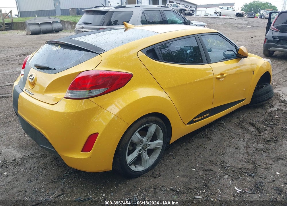 2014 HYUNDAI VELOSTER FLEX W/BLACK/RE VIN: KMHTC6AD4EU201792