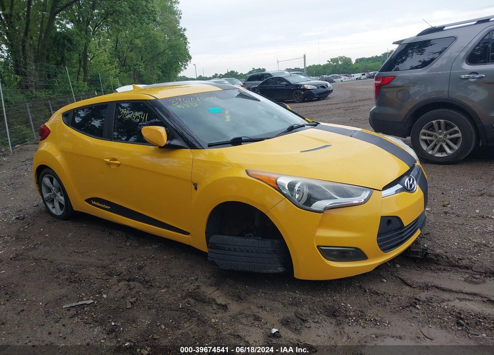 2014 HYUNDAI VELOSTER FLEX W/BLACK/RE VIN: KMHTC6AD4EU201792