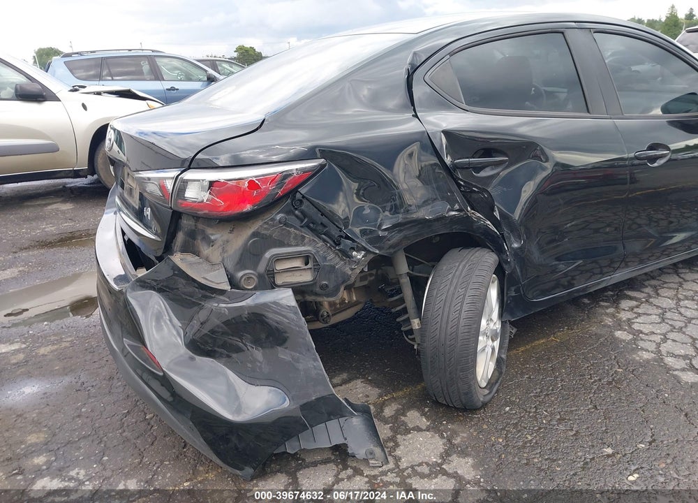 2017 TOYOTA YARIS IA VIN: 3MYDLBYV9HY176584