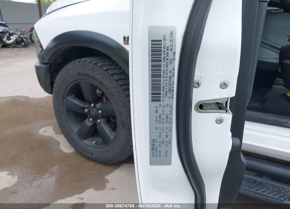 2019 RAM 1500 CLASSIC WARLOCK QUAD CAB 4X2 6'4 BOX VIN: 1C6RR6GT9KS724090