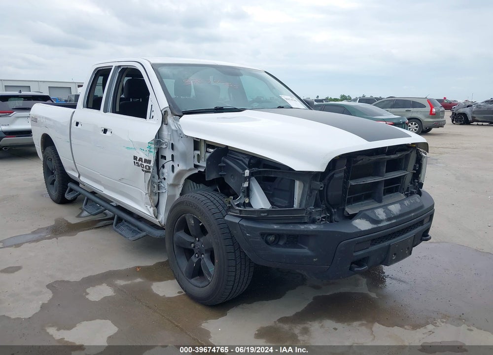 2019 RAM 1500 CLASSIC WARLOCK QUAD CAB 4X2 6'4 BOX VIN: 1C6RR6GT9KS724090