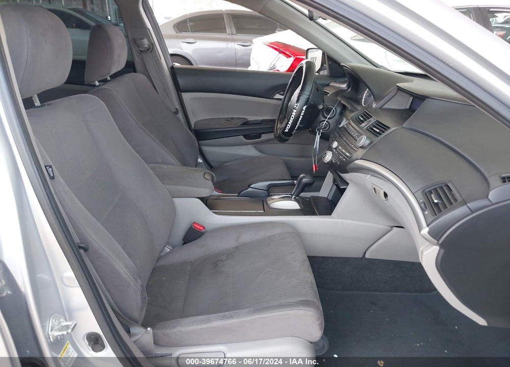 2011 HONDA ACCORD 2.4 LX VIN: 1HGCP2F30BA049753