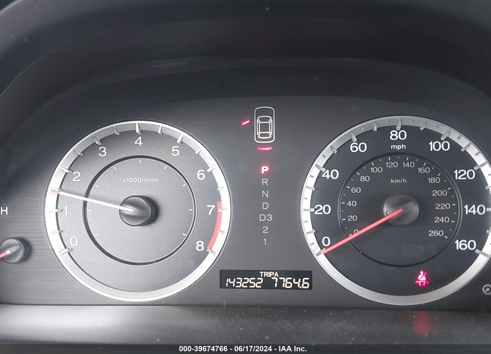 2011 HONDA ACCORD 2.4 LX VIN: 1HGCP2F30BA049753
