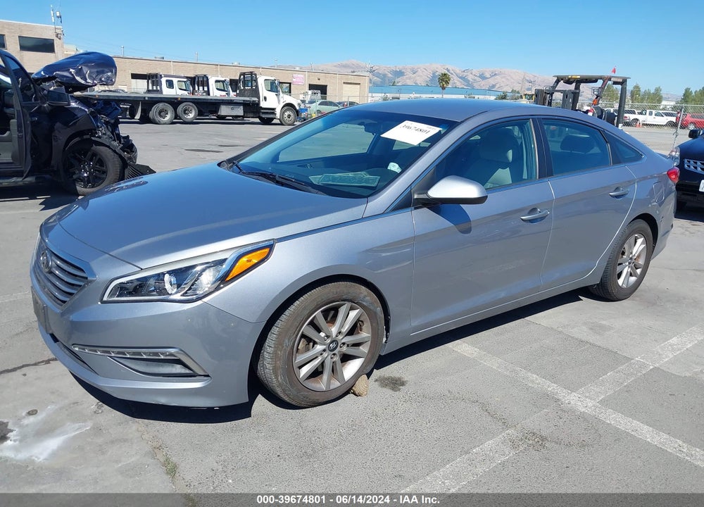 2015 HYUNDAI SONATA SE VIN: 5NPE24AF2FH146647