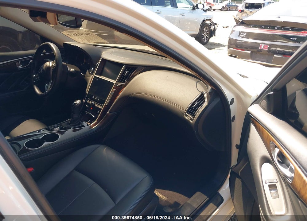 2019 INFINITI Q50 3.0T LUXE VIN: JN1EV7ARXKM554027