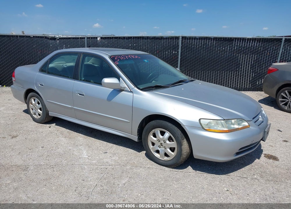 2001 HONDA ACCORD 2.3 EX VIN: 1HGCG56681A140599