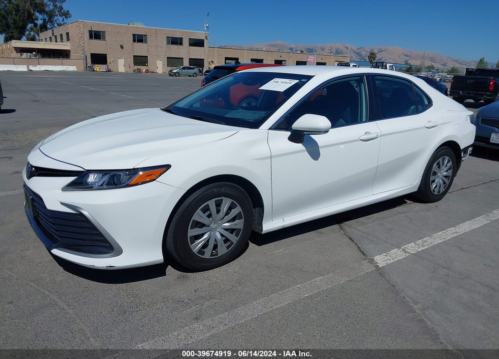 2022 TOYOTA CAMRY LE HYBRID VIN: 4T1C31AK8NU039005